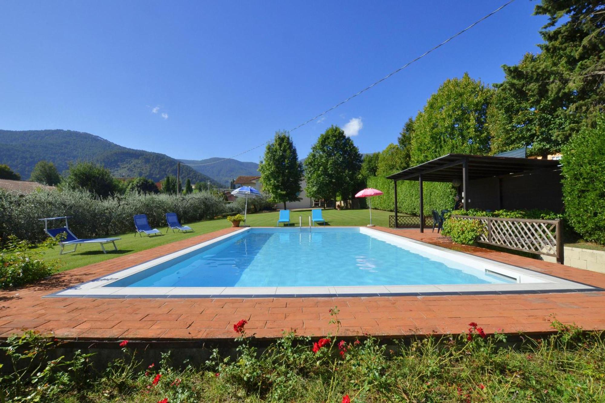 Casa Andreini - Happy Rentals Капанари Екстериор снимка